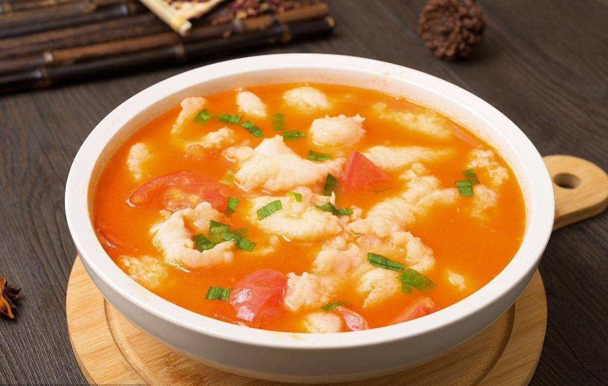 鱼肉鲜嫩汤汁酸甜,家常西红柿鱼片做法大揭秘