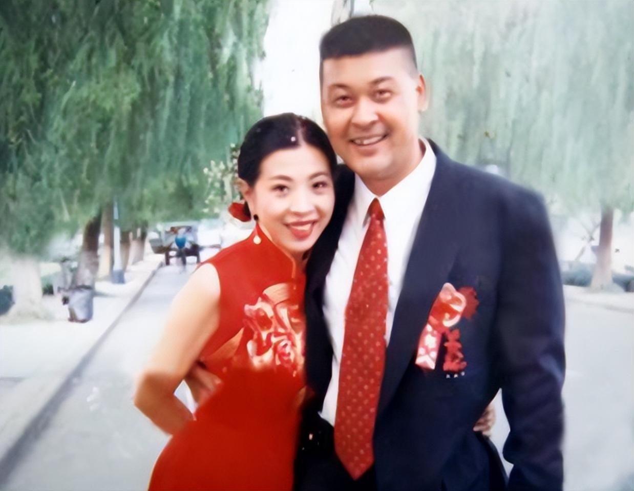 演员侯传杲的现任妻子图片