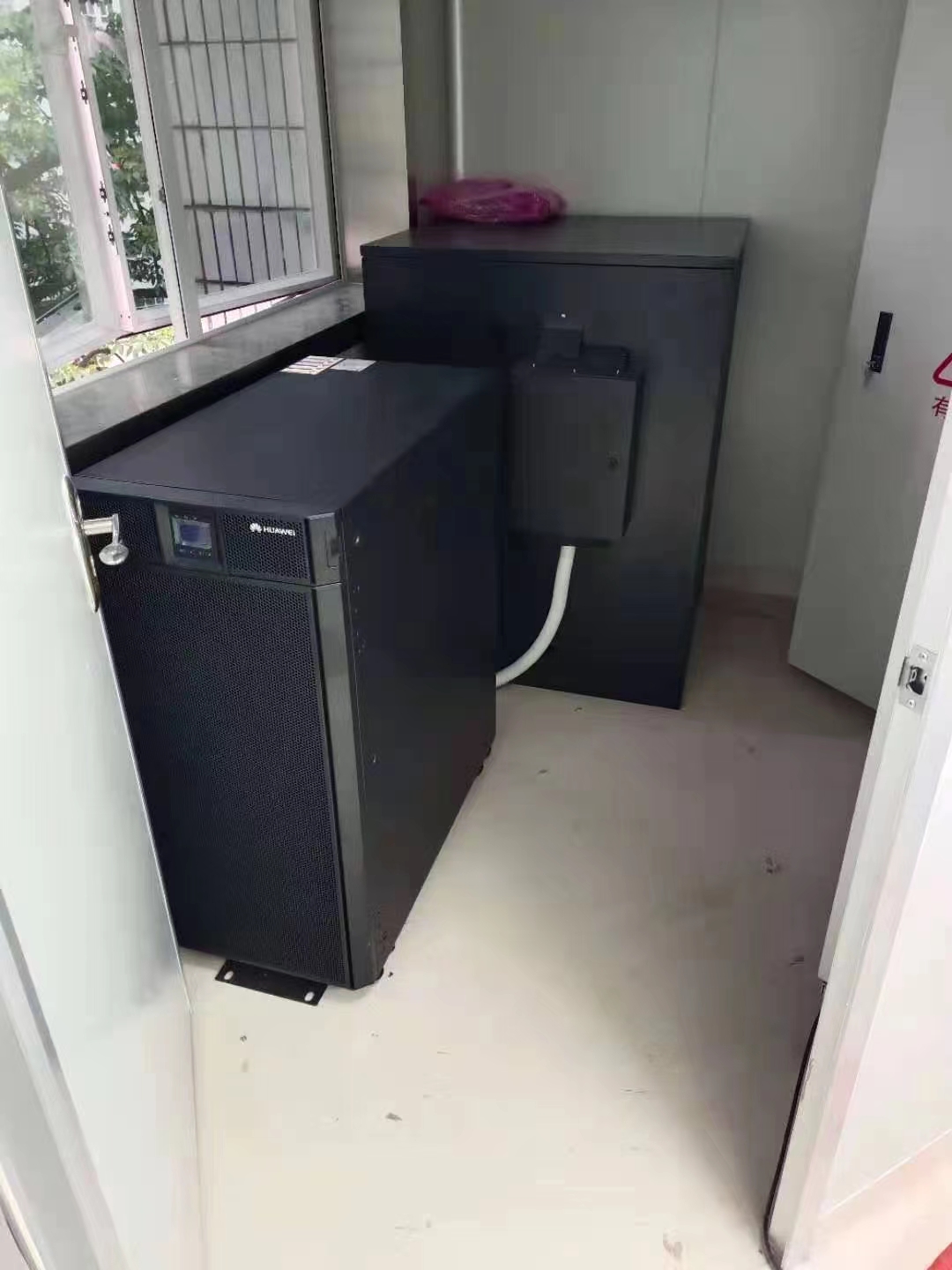 华为ups电源30kva三进三出高频塔式机