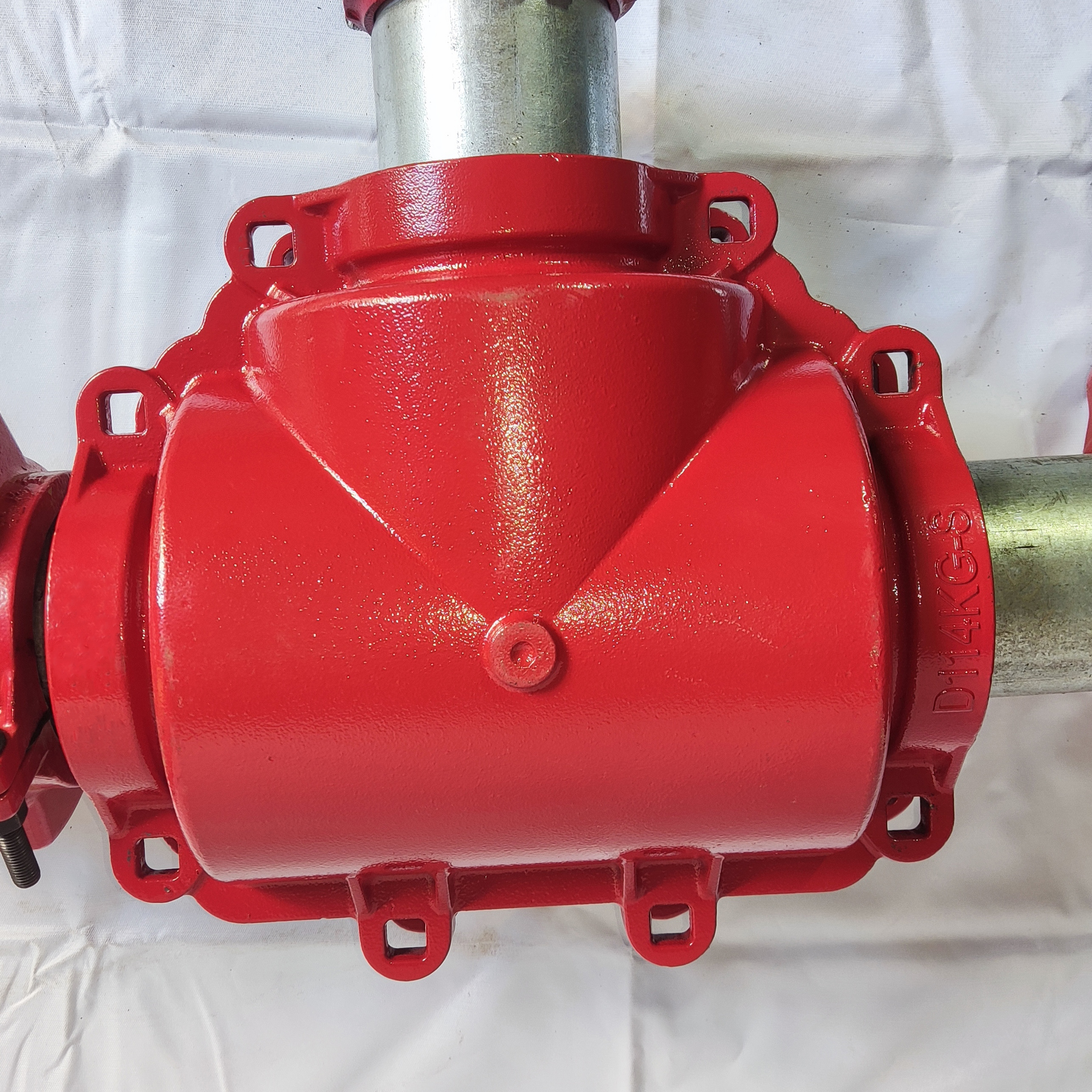 沟槽三通管件抢修堵漏抱箍