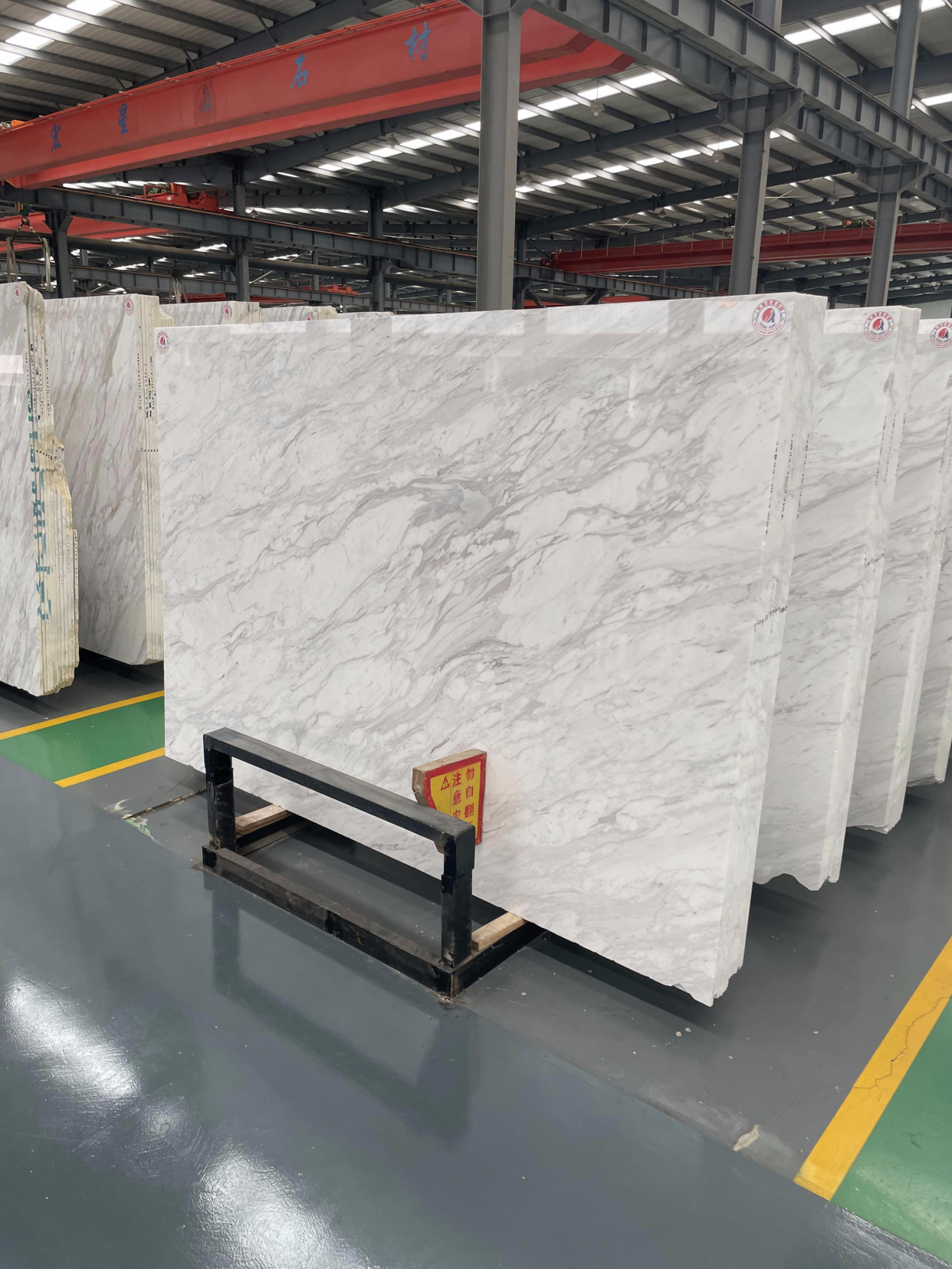 爵士白大理石窗台和大板图片