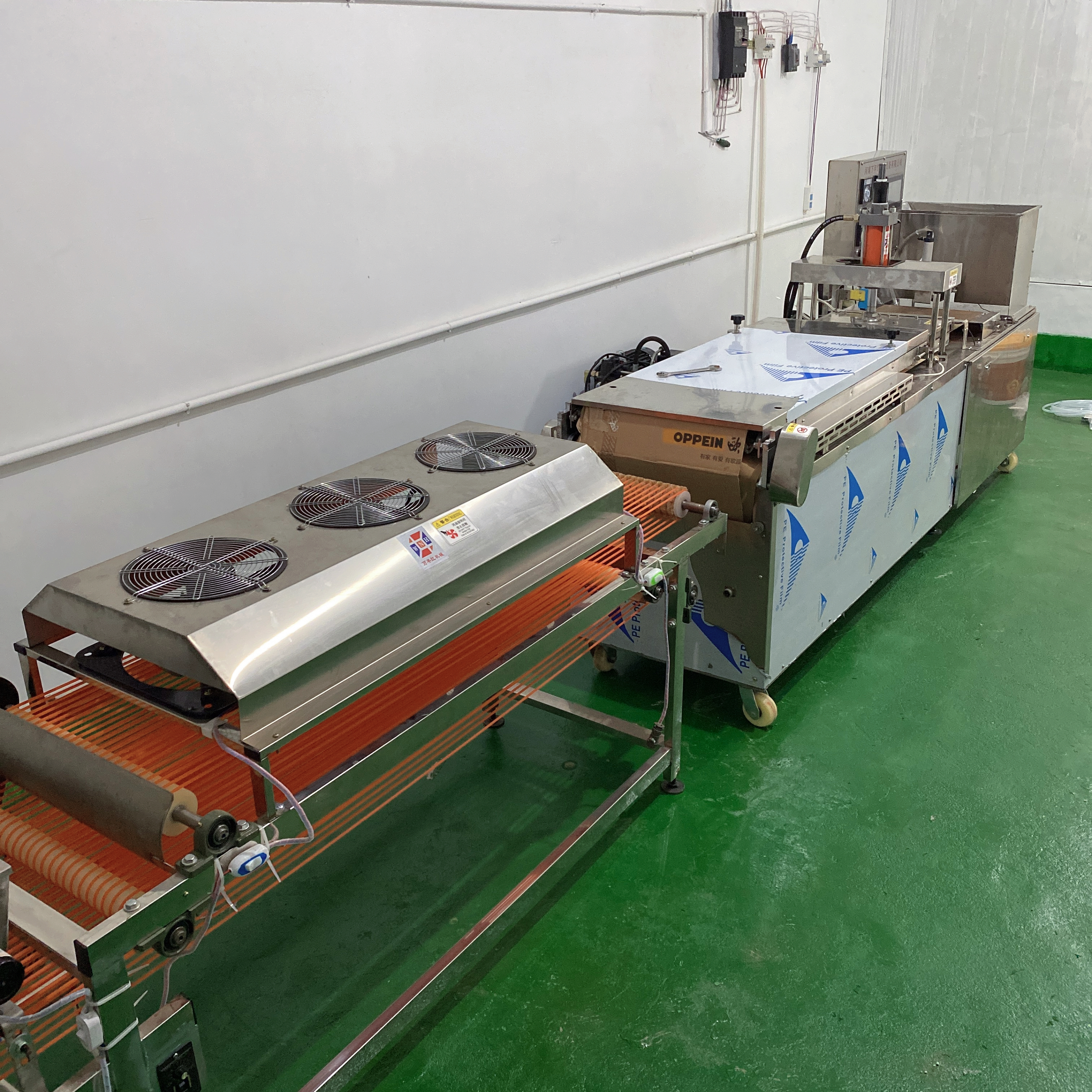 全自动烤鸭饼机正确操作方法介绍