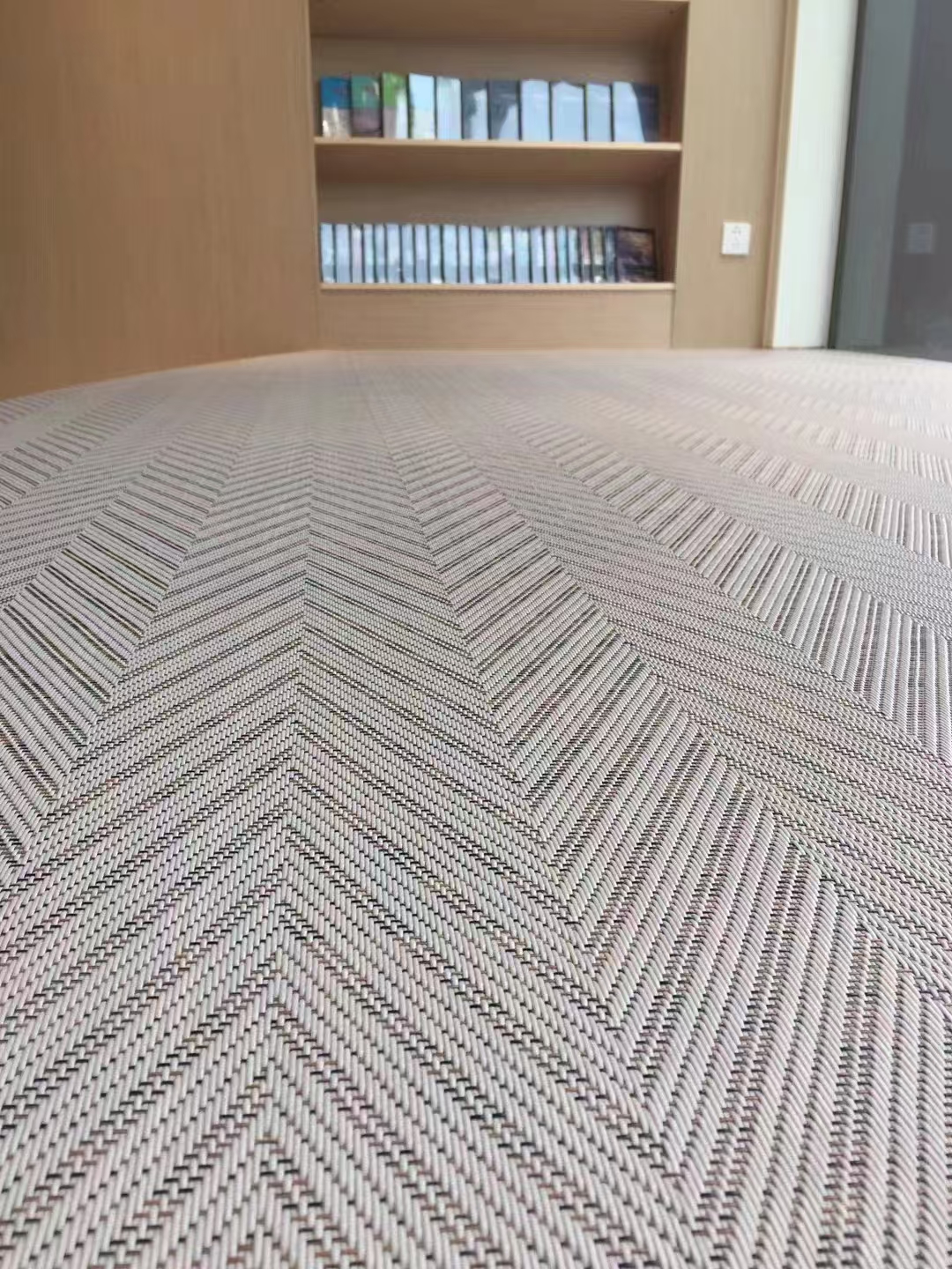 厂家详解编织纹pvc塑胶地板选购技巧