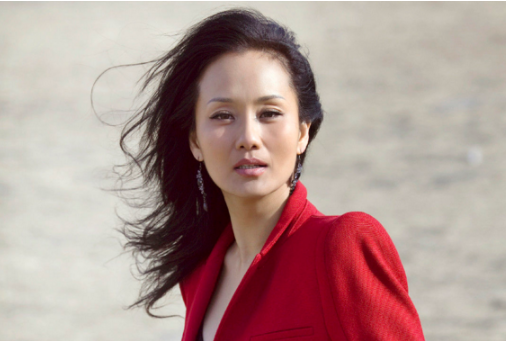 "儿子"是慕容云海,女儿是奥运冠军,可58岁的她才算是人生赢家