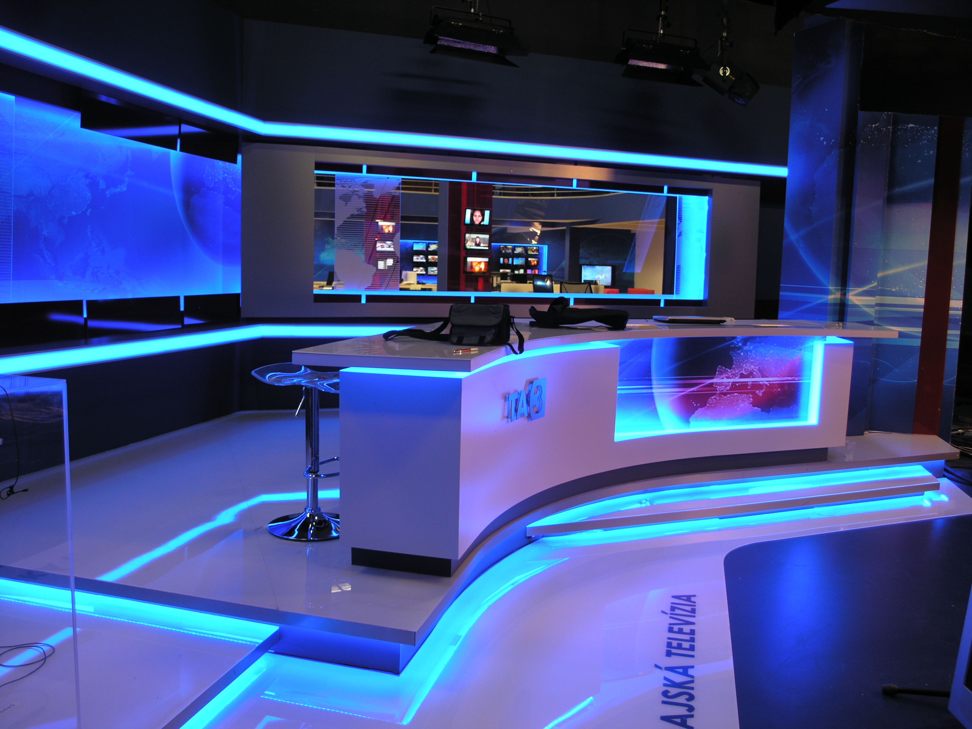 演播室灯光系统的基本要求是什么?