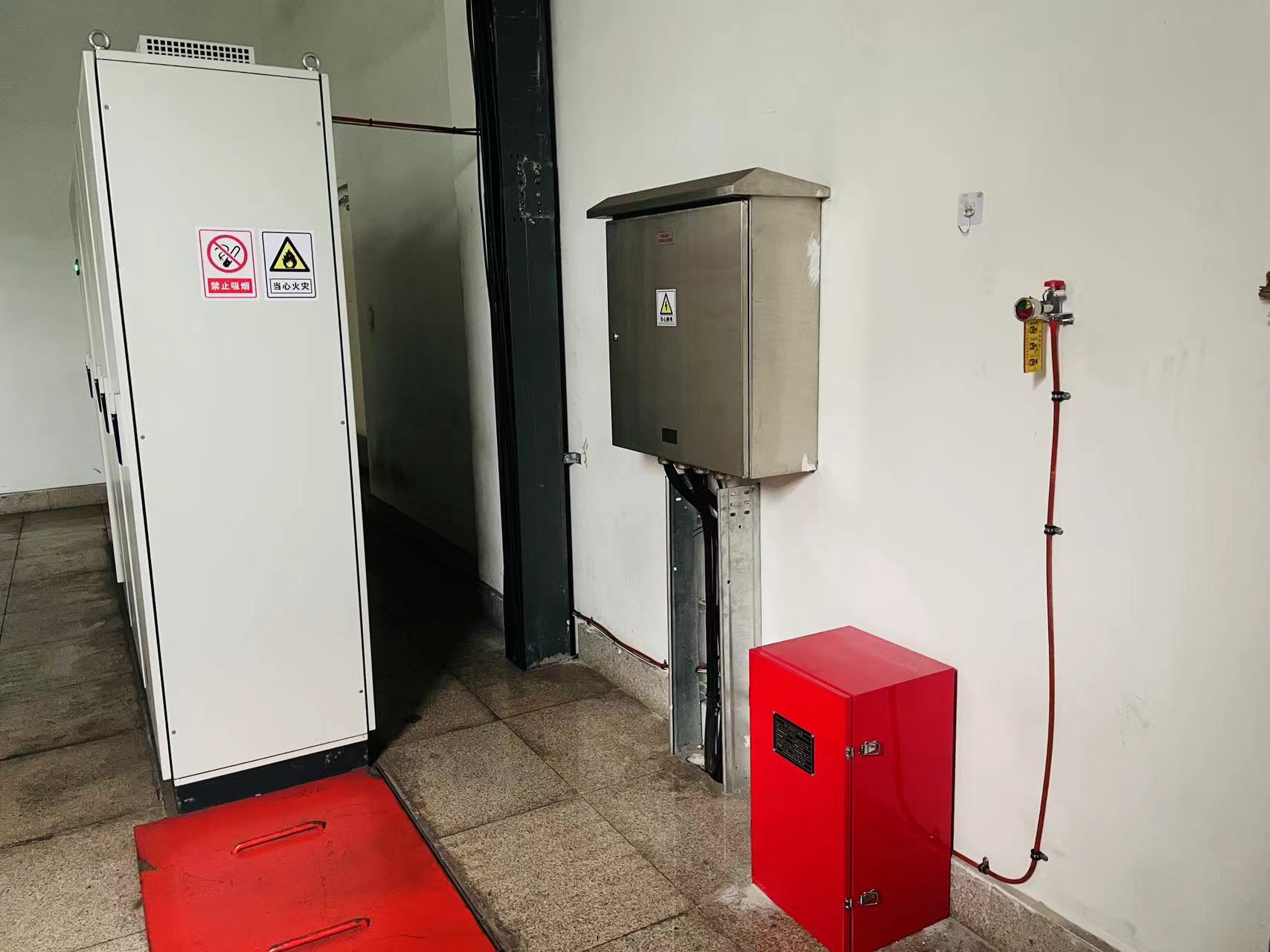 监测电力系统各设备的火灾情况,在火情出现的初期自动启动灭火喷淋,将