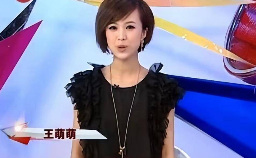 24岁复旦女神弃央视嫁大18岁患病丈夫,十年后素颜推婴儿车现身,她的