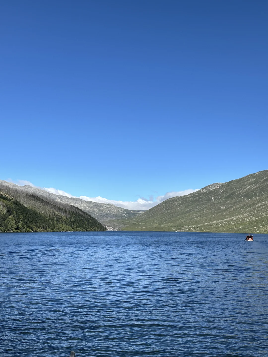 康定情歌(木格措)风景区:国家4a级瑰宝,高原上的多彩画卷