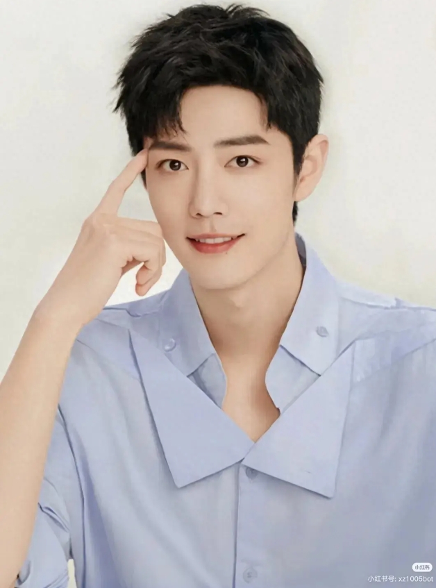 肖战法国奇遇记:解锁笑容暴击,上演现实版海绵宝宝笑传!