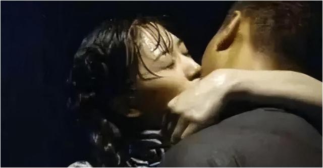 08年沈傲君与孙红雷拍完吻戏,给导演说我还想再拍1次,这是为何