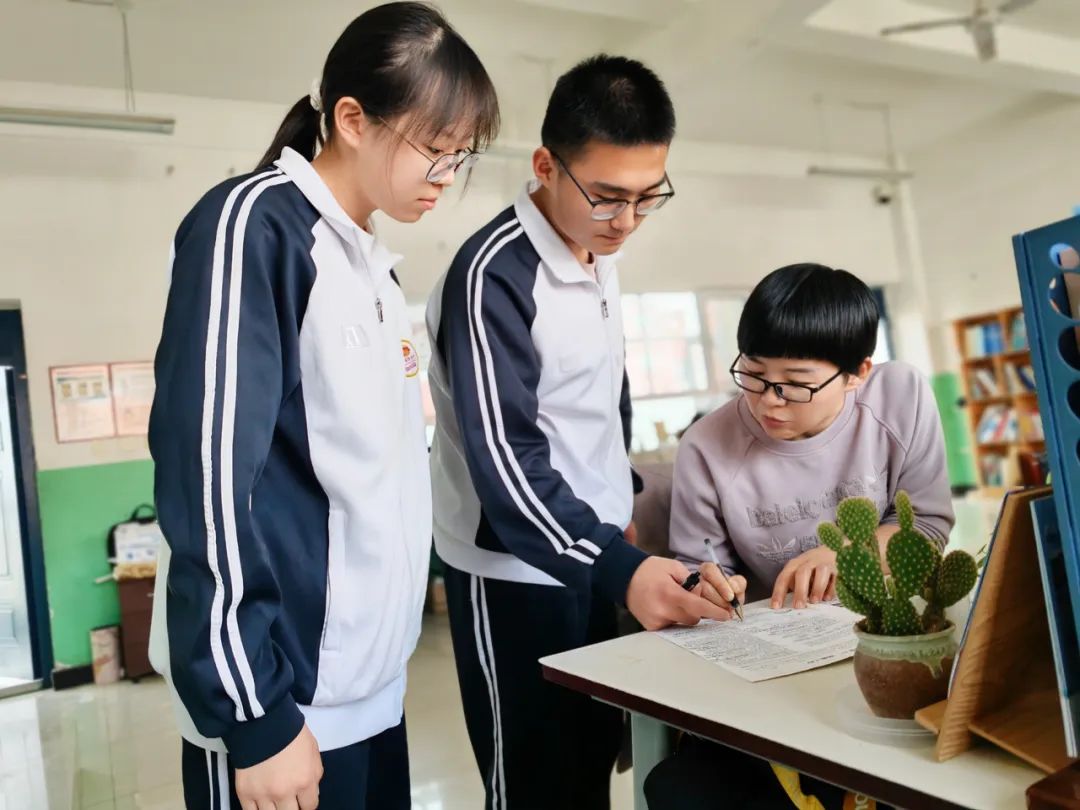 石家庄敬业中学宿舍图片