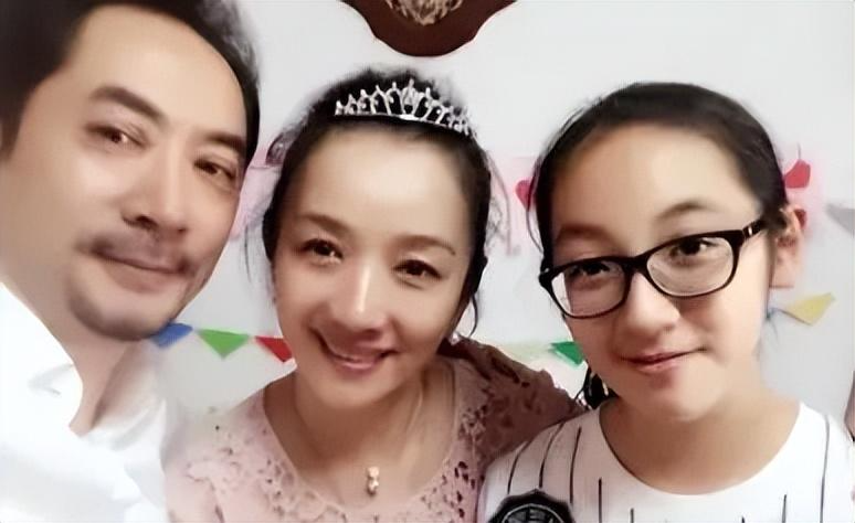 著名演员刘劲:我这辈子做最正确的决定,就是娶了一个平凡的妻子