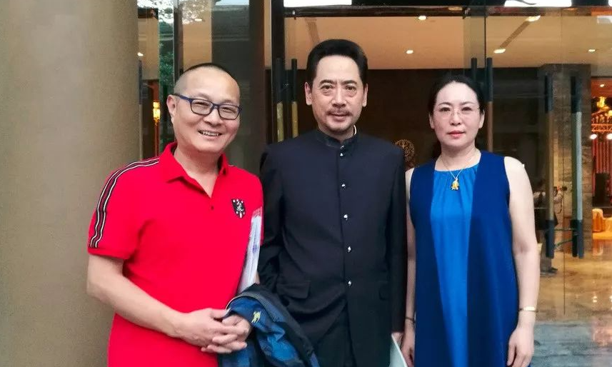 著名演员刘劲:我这辈子做最正确的决定,就是娶了一个平凡的妻子