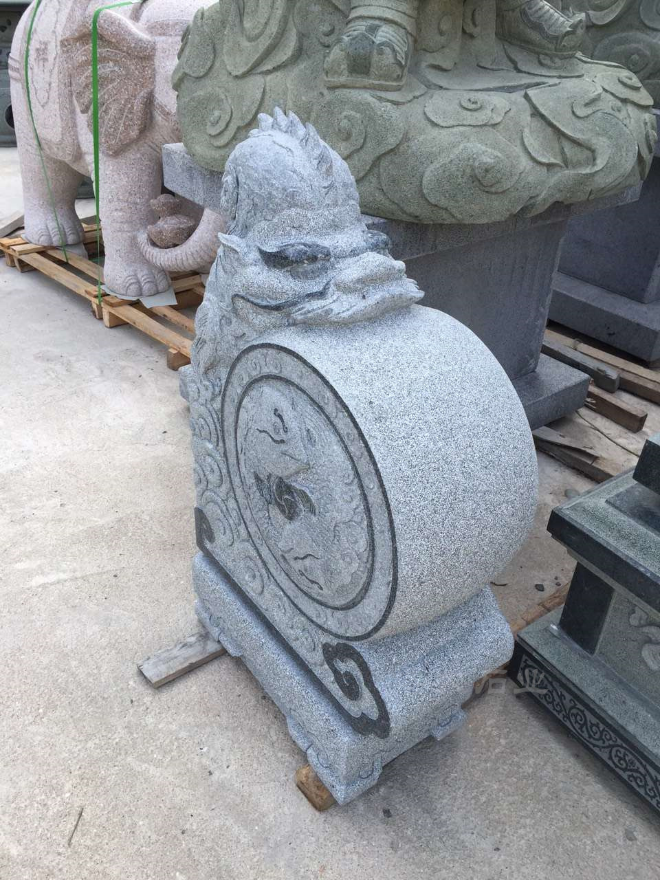 石雕抱鼓石:古韵新风的完美结合