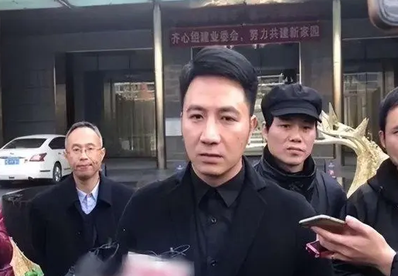 林生斌案开庭,保姆纵火案七年后,公众期待正义"反噬"彰显?