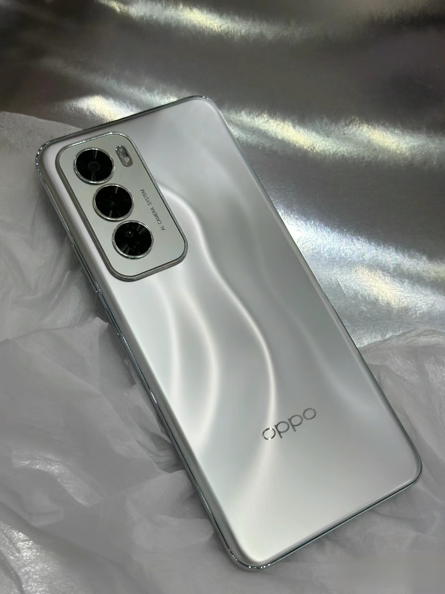 oppo reno13震撼亮相