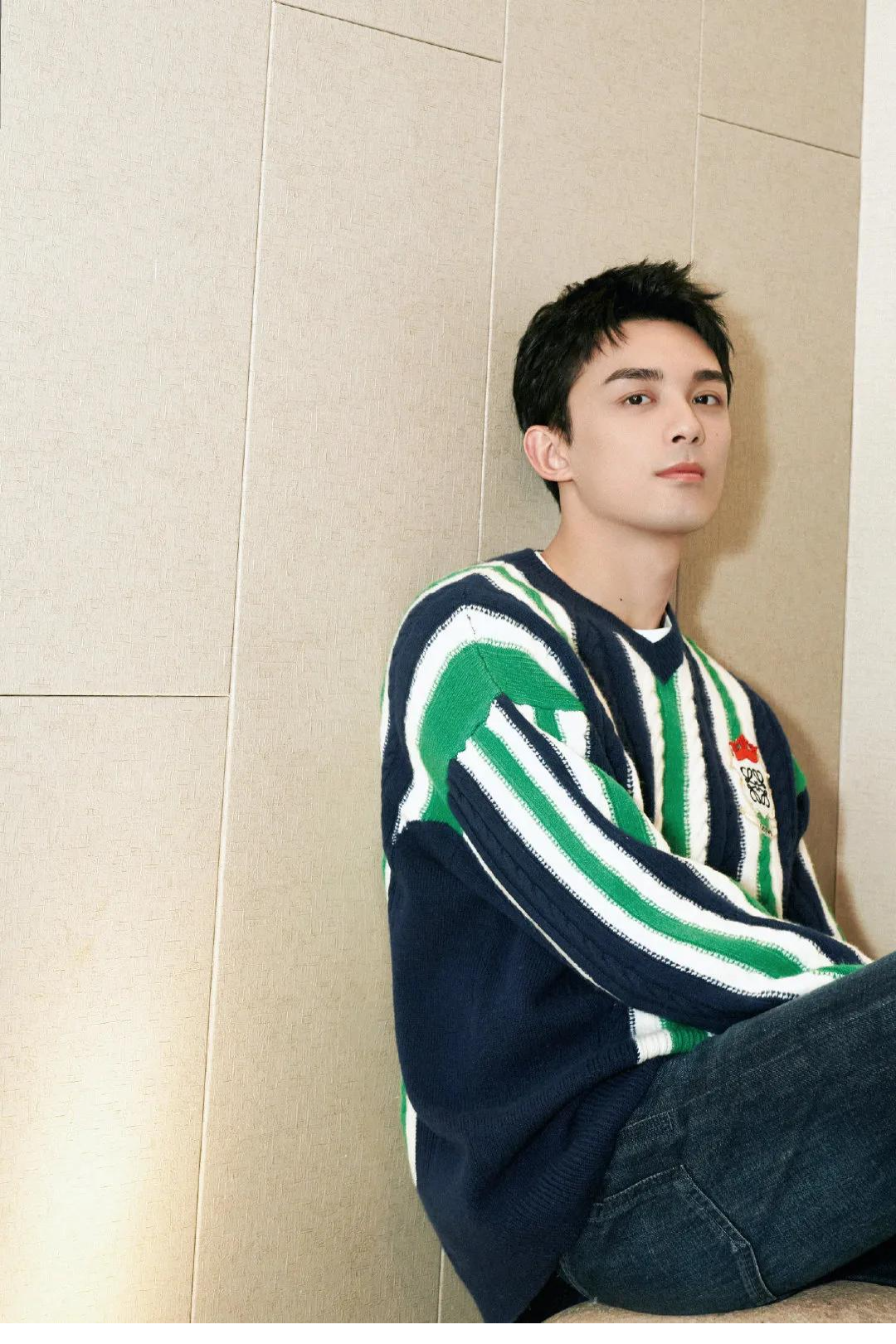 吴磊:仅用一句话化解热巴年龄焦虑,凭借实力带姐姐至富