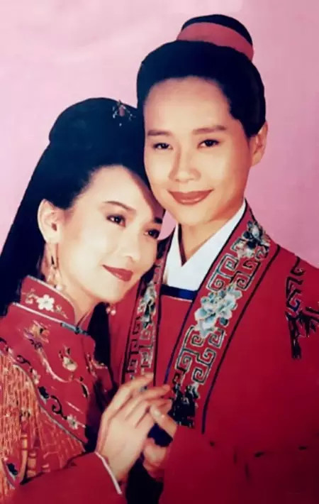 赵雅芝叶童合拍央视宣传片,两人同框画面真养眼,网友:少男少女