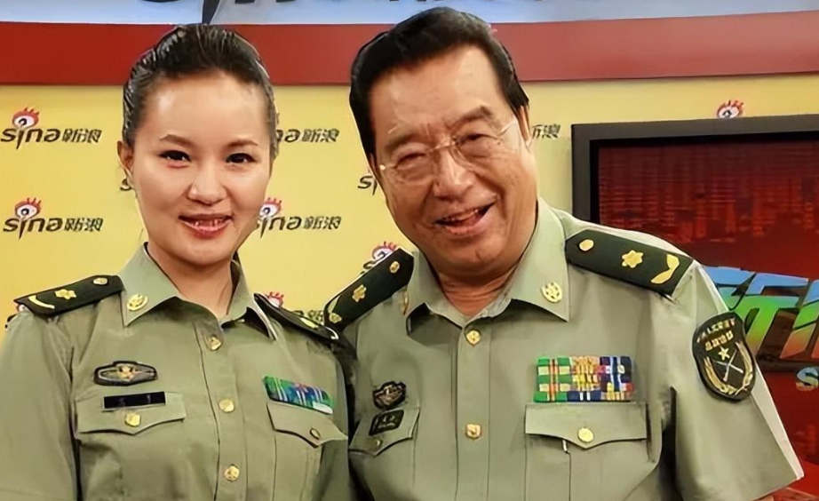 歌声里的传奇人生:从湘妹子到博士歌唱家,揭秘雷佳的开挂之路
