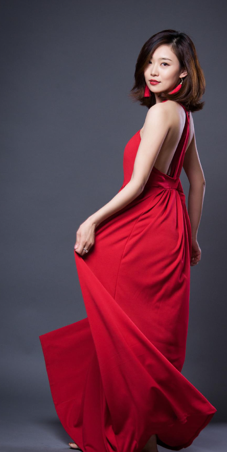 央视李七月被曝怀孕,遭央视"雪藏"或与此相关,老公身份仍是谜