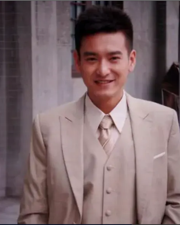 娱乐圈揭秘:袁文康竟是"隐形富豪"?他的双重人生曝光震惊!