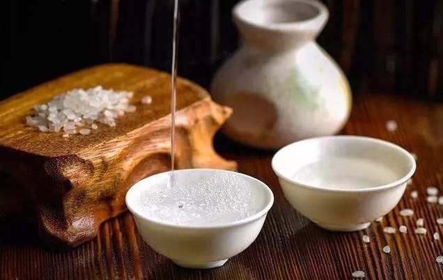 什么白酒泡脚最好用,什么白酒泡脚最好 什么白酒泡脚最好用,什么白酒泡脚最好