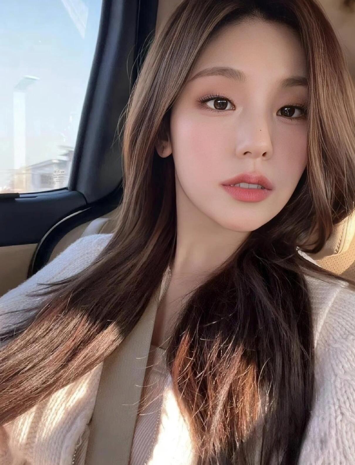 全球最美颜值第82,魅惑女神黄礼志