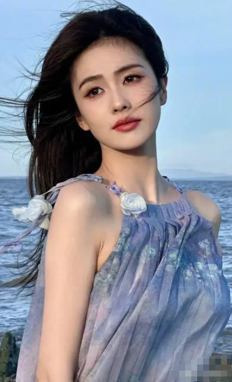 文凭代表不了水平,文凭代表不了能力,娱乐圈低学历的5位才女!