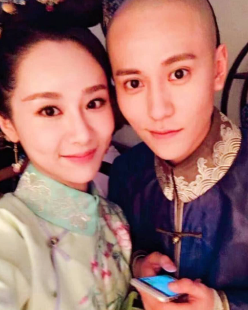 看见杨紫的近况,我才知道,当年她和秦俊杰分手是个正确的抉择!