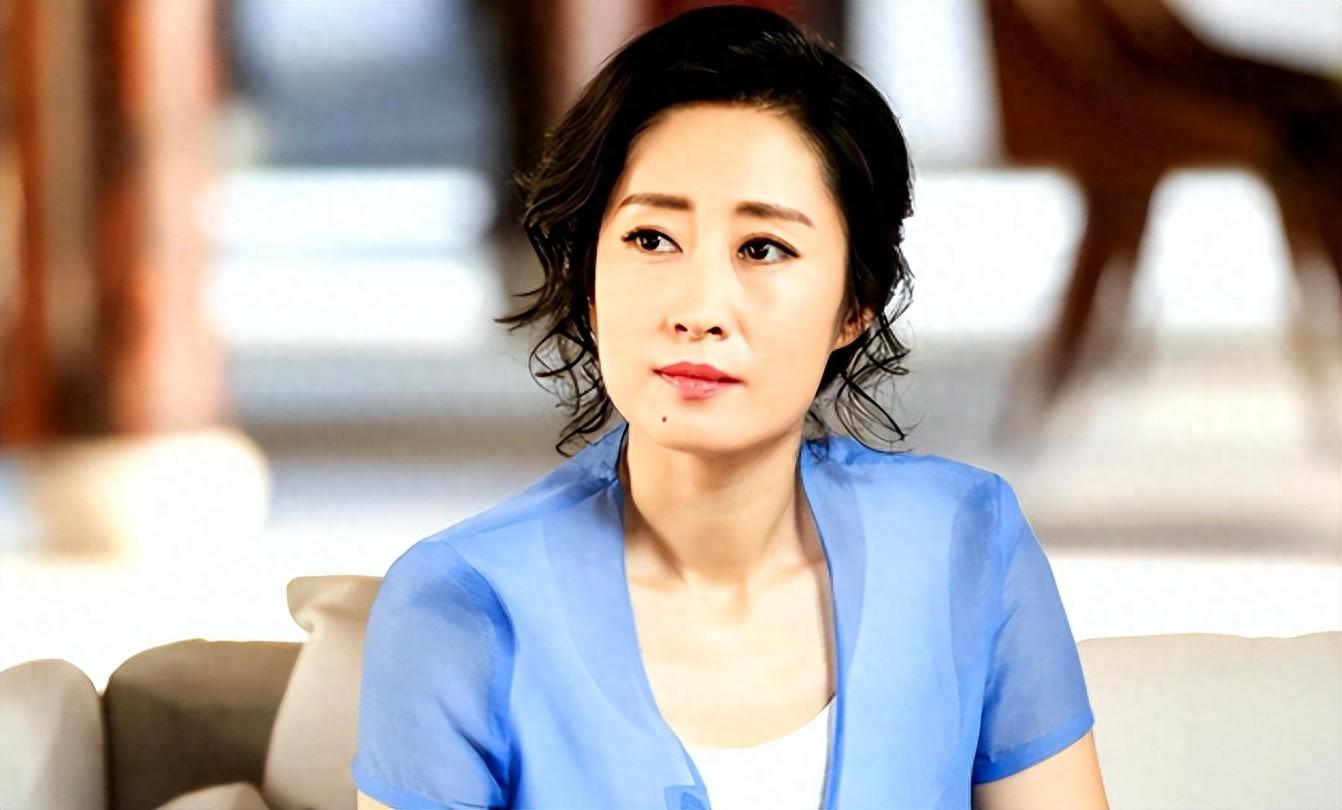 三位离婚后的女星:刘敏涛再度爆火,马伊琍夺视后,杨幂活成女王