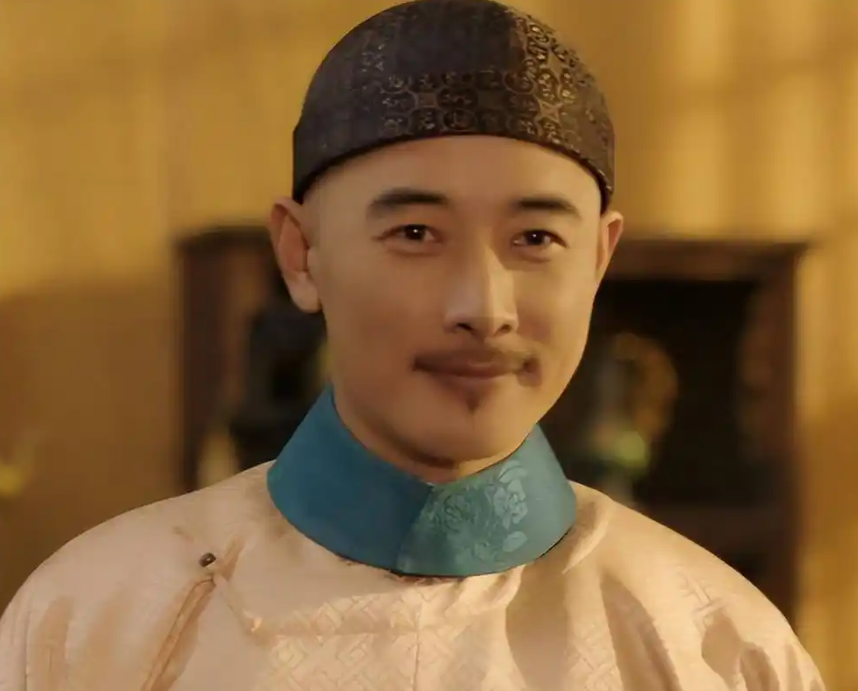 《天下长河》中罗晋饰演的康熙:为何会穿"太监服"呢?