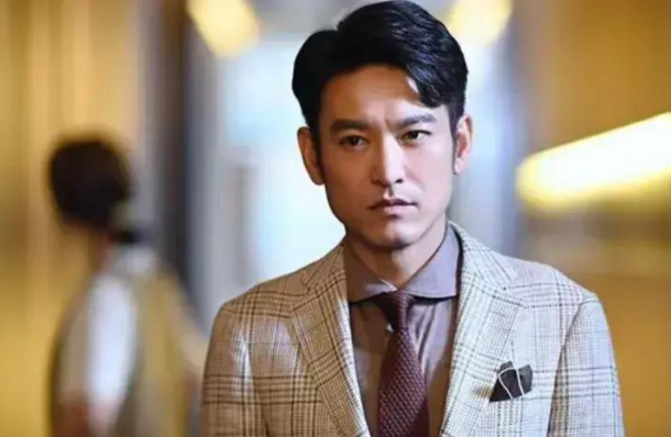 实力派演员袁文康:出道35年却戏红人不红,至今仍单身未婚