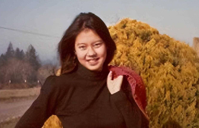 体坛"败类"胡娜,赛前背叛队友加入美国,晚年回国改行举办画展