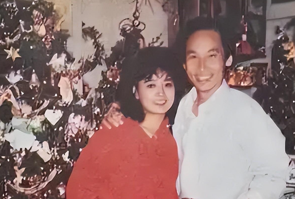 66岁没有子女的演员张瑜,离婚后单身30年,再见前夫仍感到心动