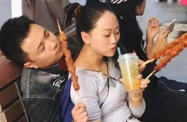 无腿丈夫阿波:婚内出轨美女粉丝,妻子带娃净身出户,如今怎样?