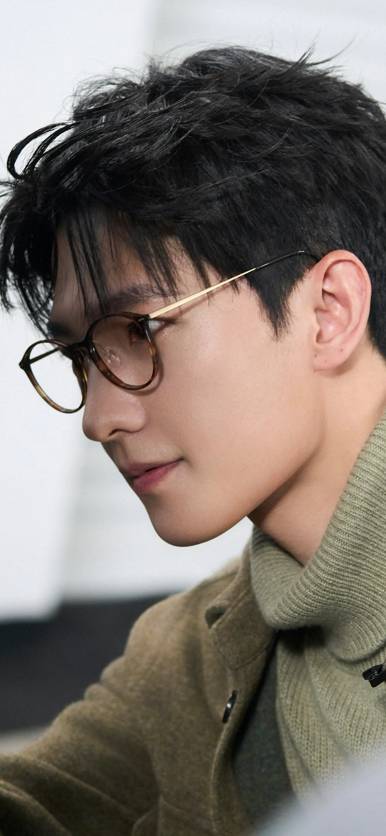 帅哥系列壁纸103-杨洋