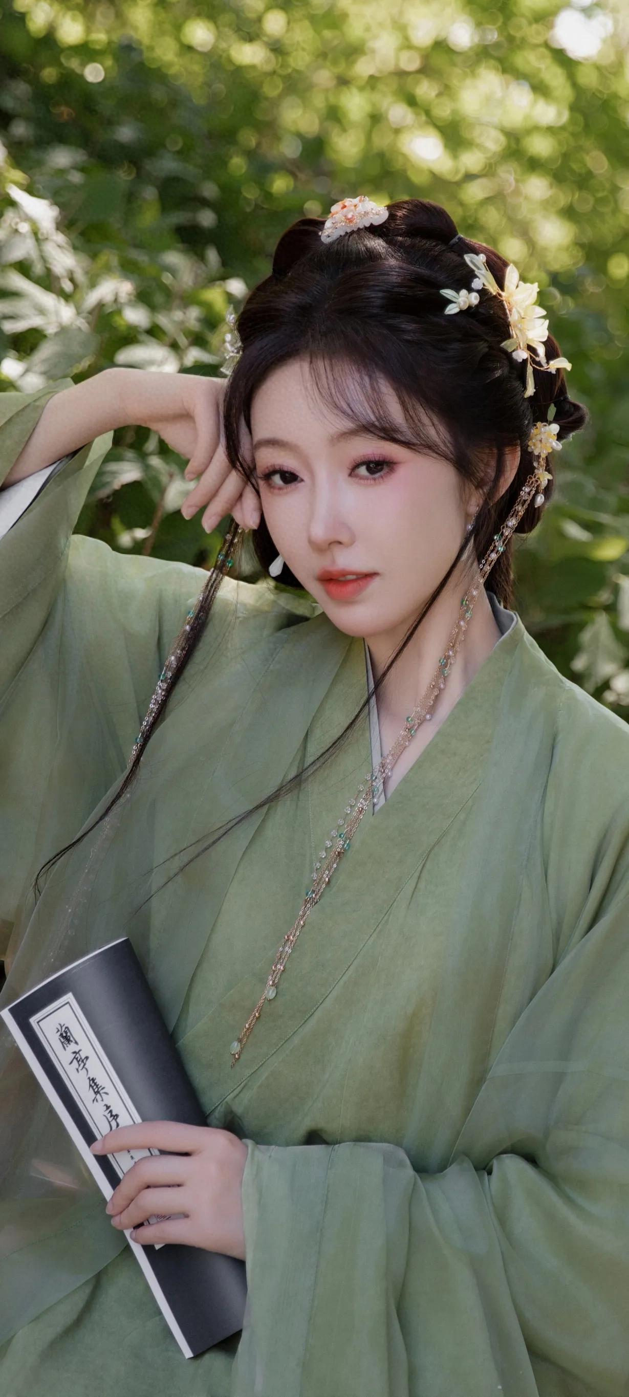 美女壁纸第1568期—宣璐古装好美呀