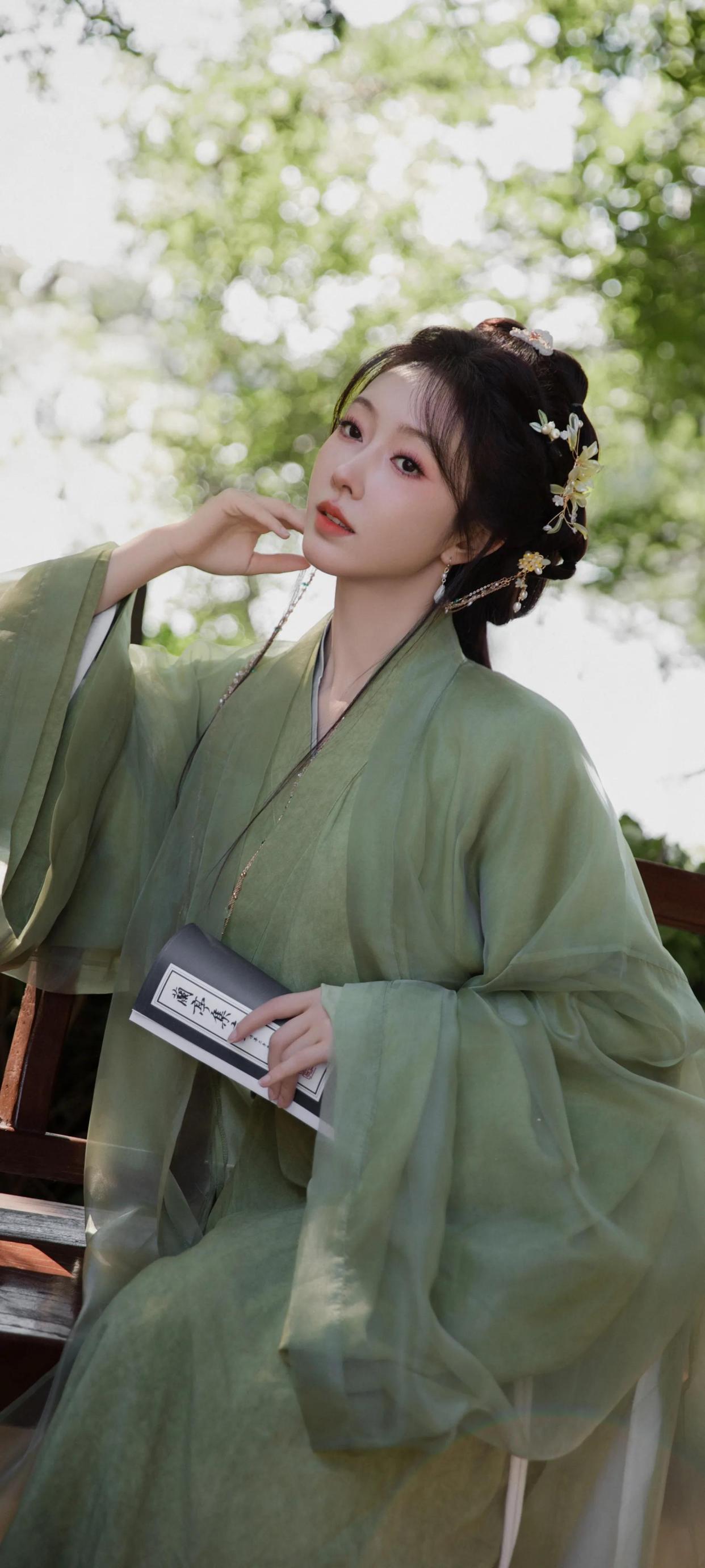 美女壁纸第1568期—宣璐古装好美呀