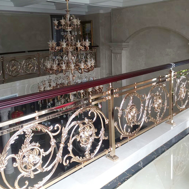 定制一个铜艺雕花镀金楼梯护栏需要多少钱?