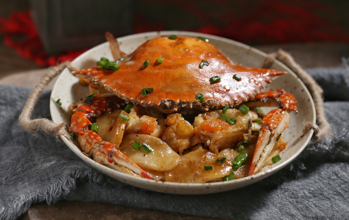 鲜美的海鲜炒年糕:年糕与海鲜的创意组合