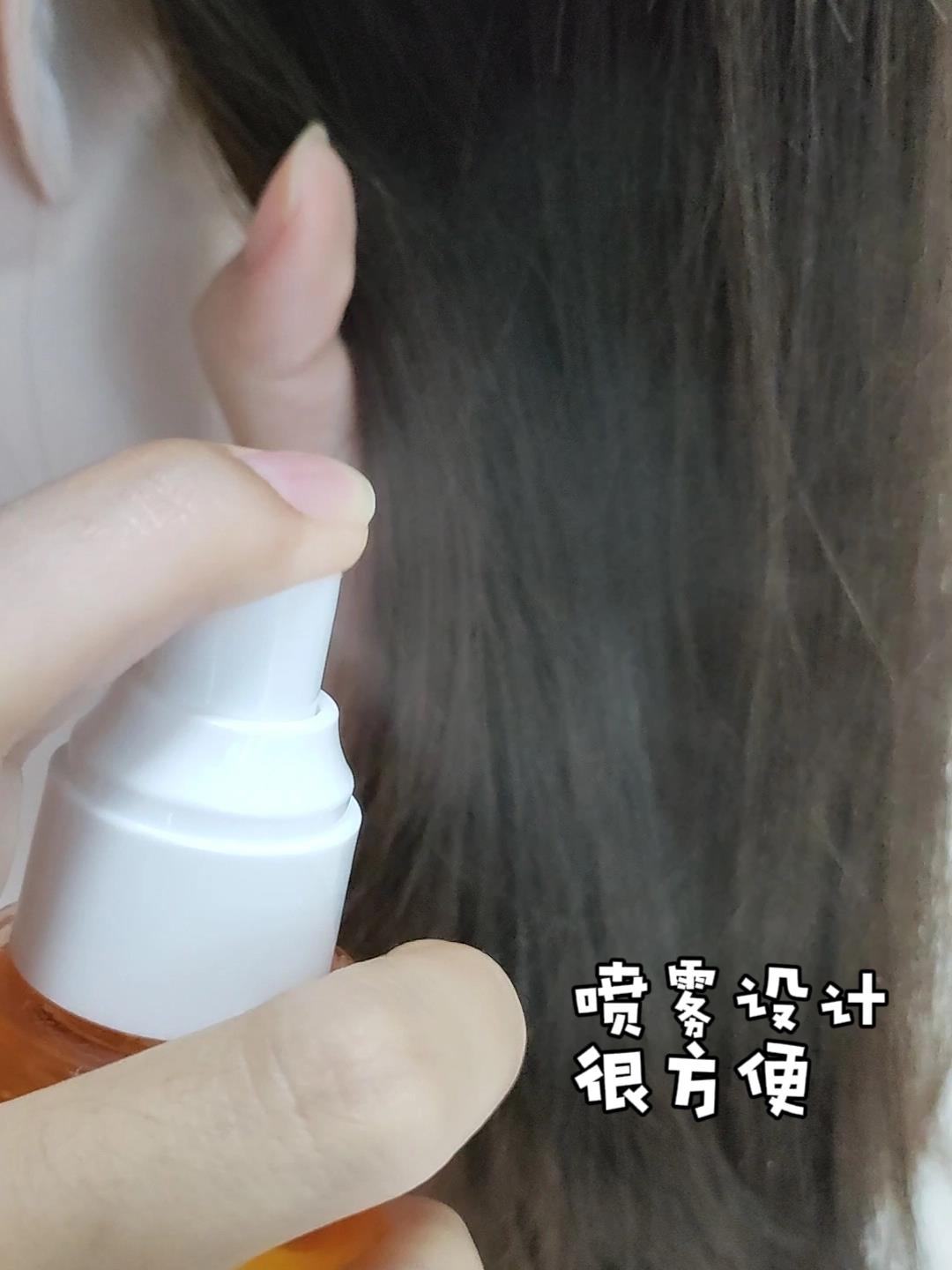 每次吹完头发发梢就会特别毛燥还因为头发太毛燥发叉很多把头发剪