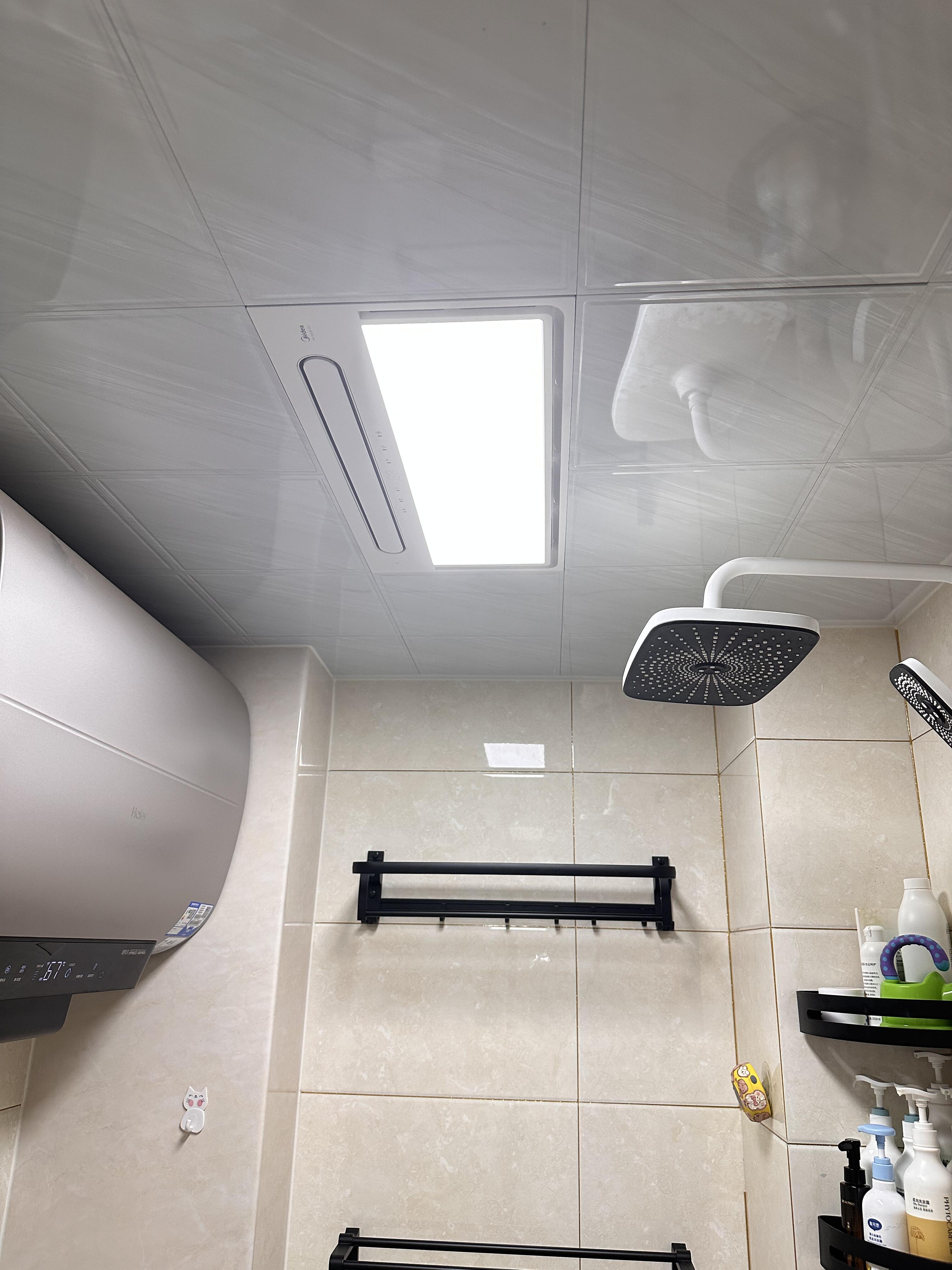 但是有了这款美的y5p浴霸,一切都变得不一样啦!