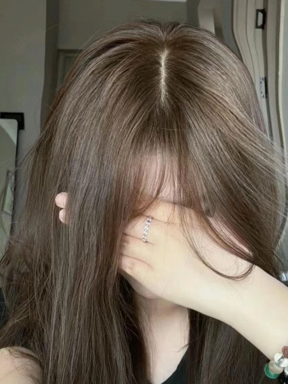 染头发黑茶色的图片黑茶色染发效果图小女孩黑茶色在偏黄冷皮人头上的