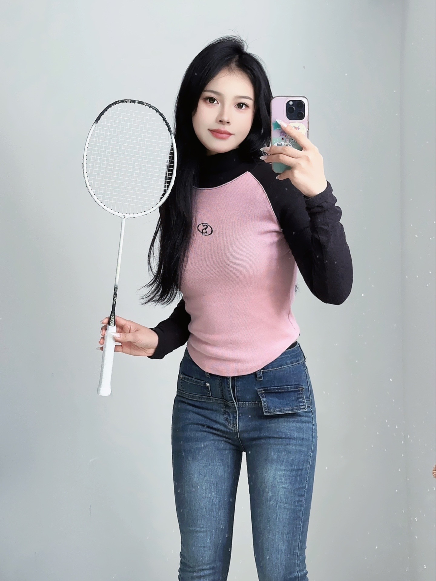 所以这几天下课都约上朋友一起去打羽毛球