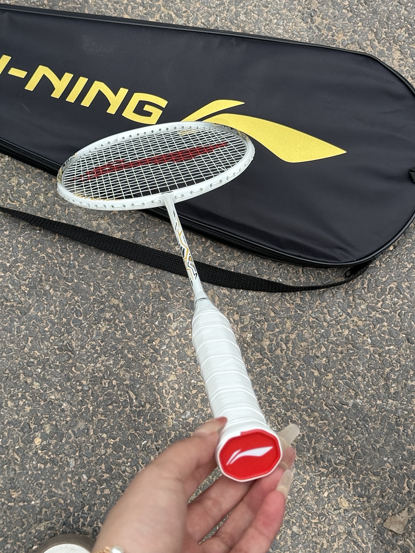 推荐类# 李宁羽毛球拍 那不得拿回家试试~ 新手入门不知道用什么球 