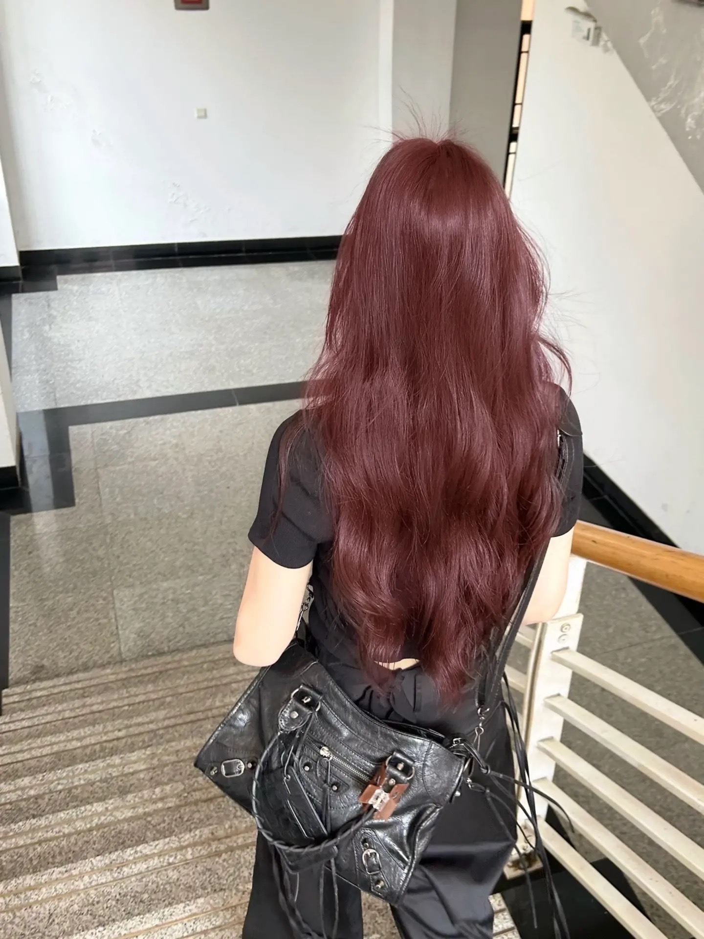 染发红色染过红色和黑色的头发可以染什么颜色适合黄皮肤的染发颜色