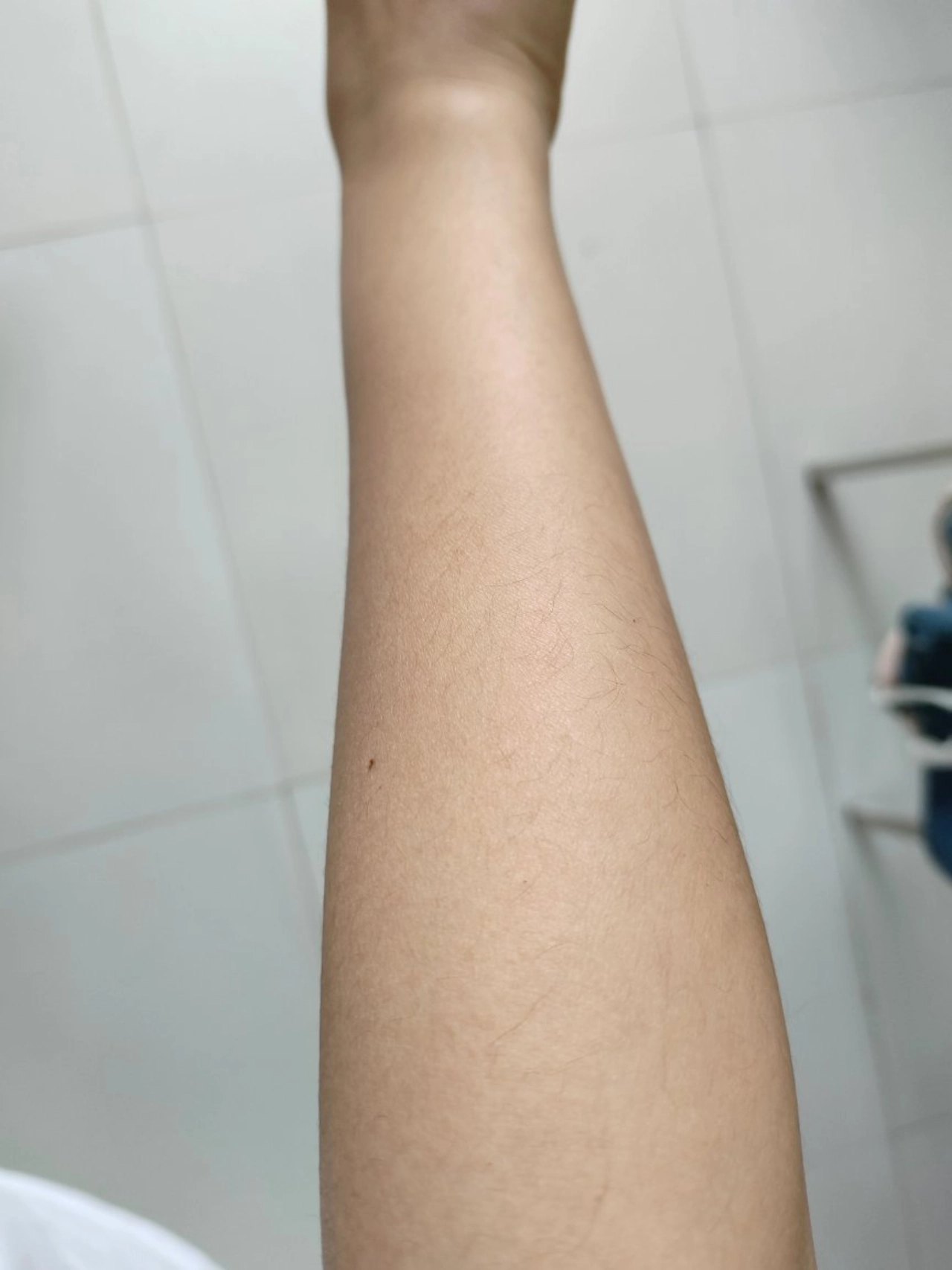 推荐类# 夏天是一个露胳膊露腿的季节,但是谁懂啊手臂上的毛毛是真的