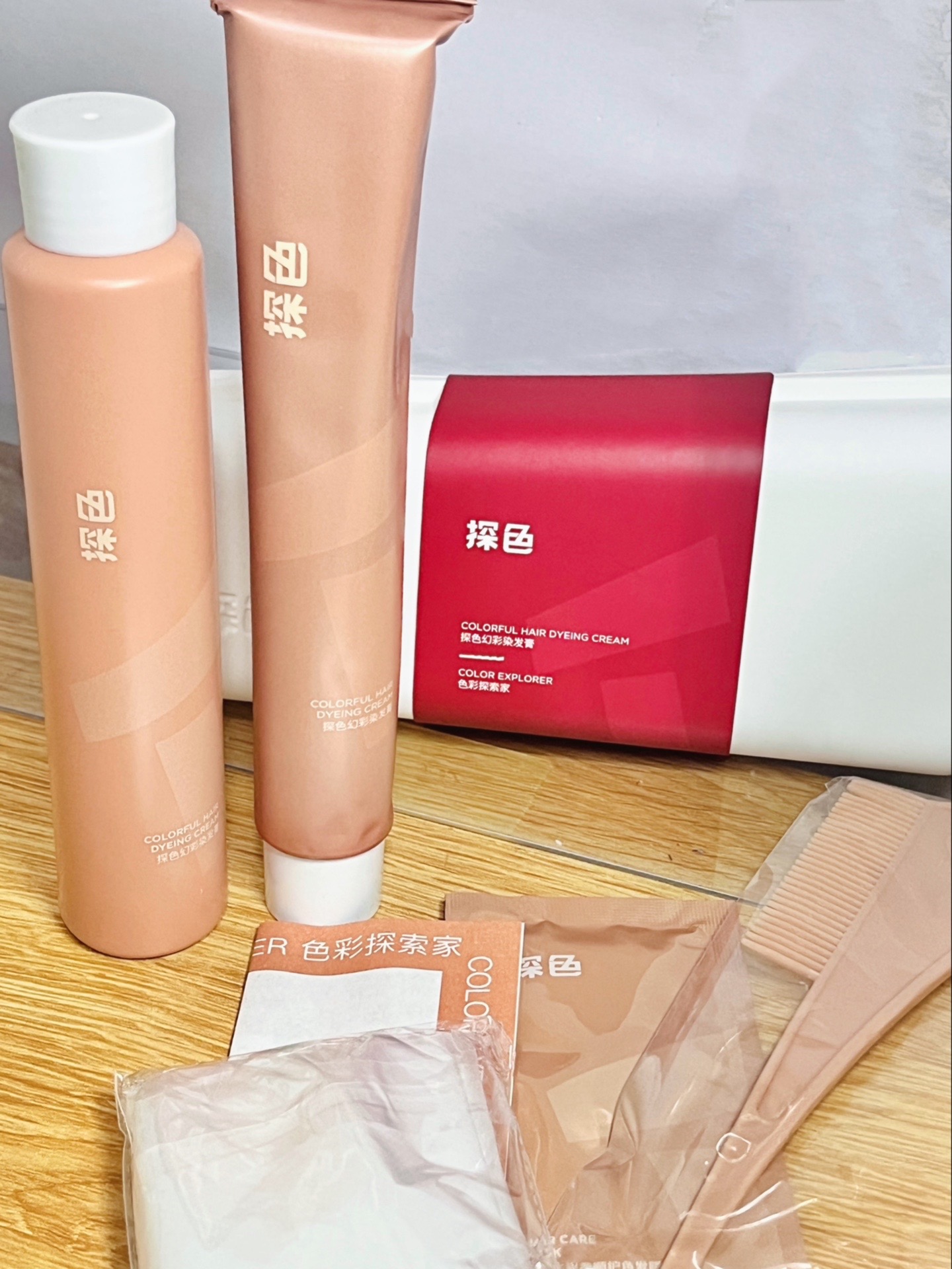 推荐类# tocu染发膏 每次看到喜欢的博主推探色的染发剂 我都狠狠