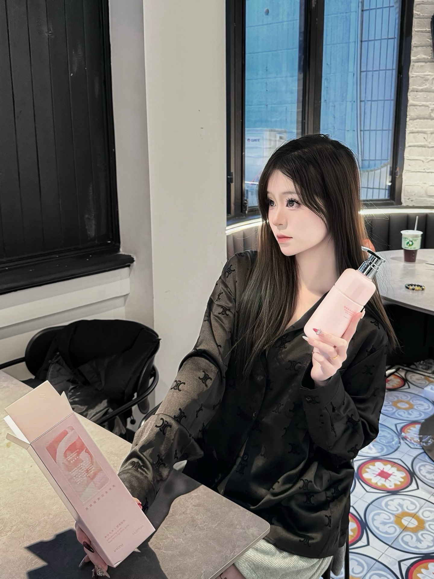 我本身是一个皮肤就没有很白,但因为我日常有很