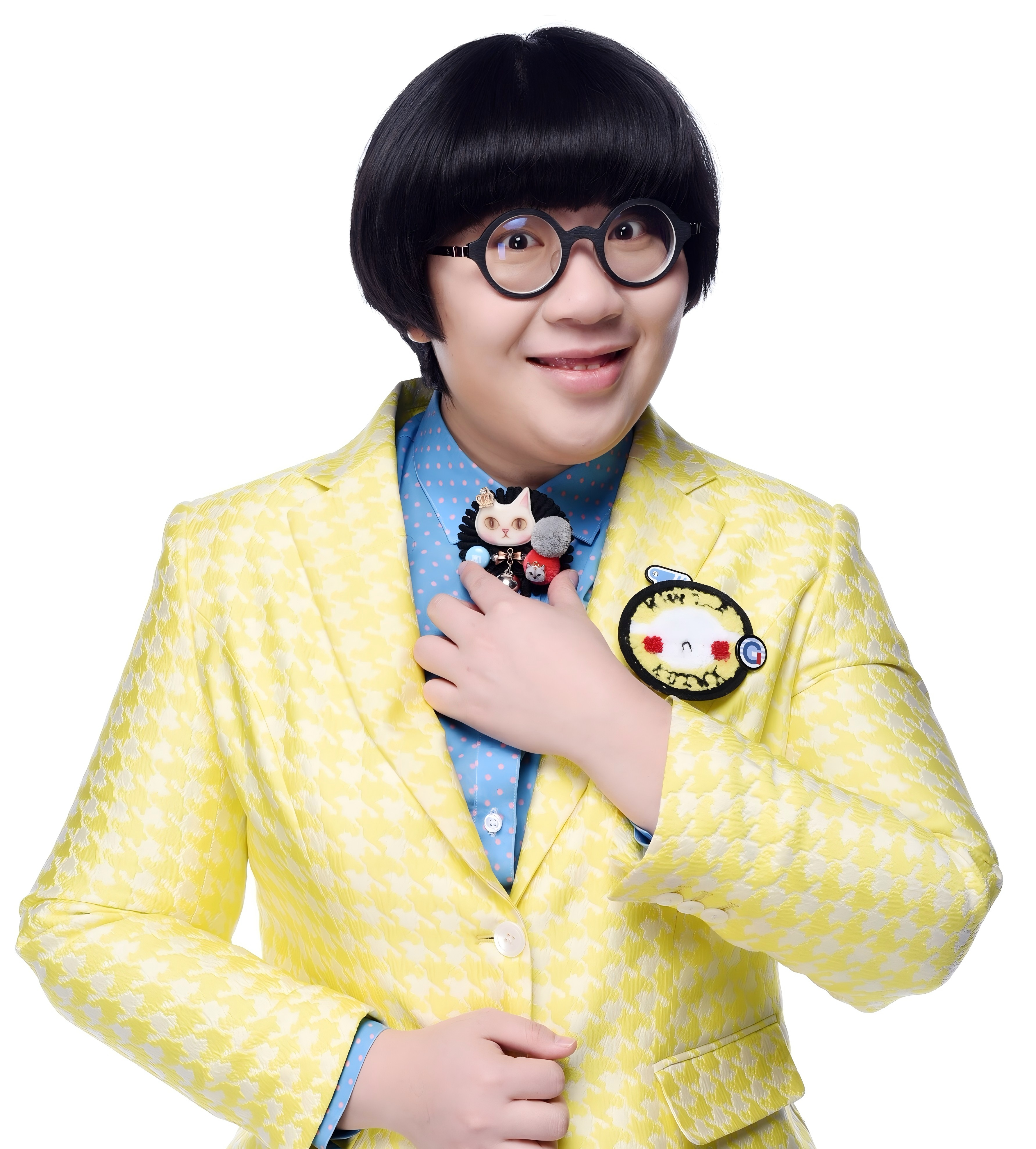 颜如晶挑战卡戴珊同款欧美妆容,反差感十足